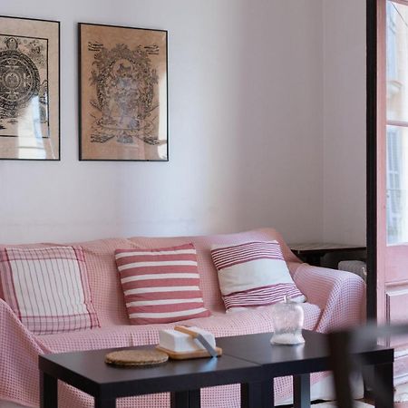 Aparteasy - Turo Park With Lovely Balcony Барселона Екстериор снимка